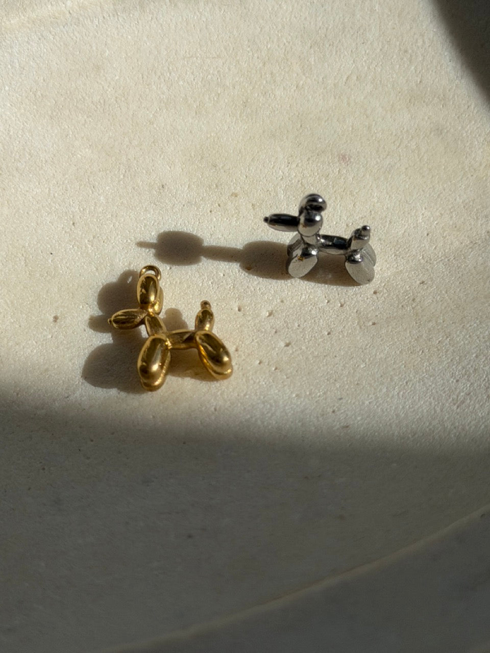 Ballonhund-Charm Anhänger Gold – Ballon-Hund 3D