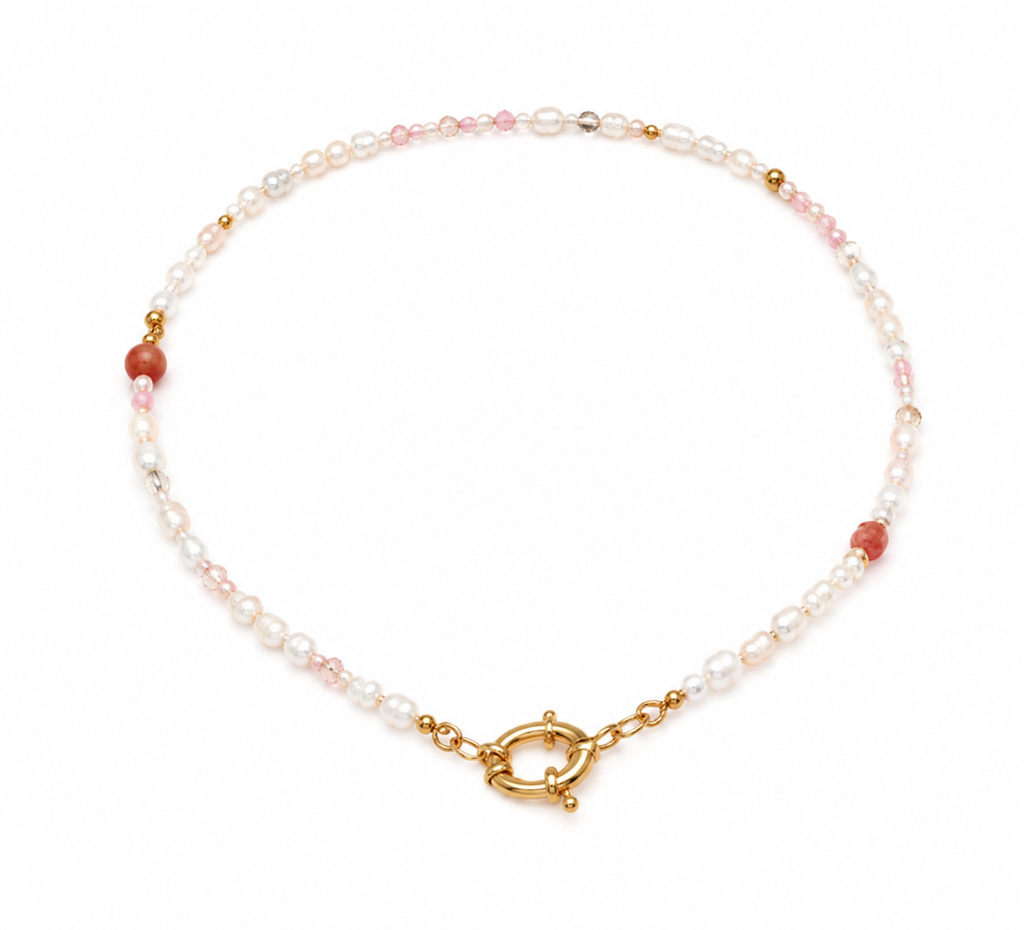 Süßwasserperlenkette Charming Blush – Rosé mit goldenem Statement-Verschluss, Unikat