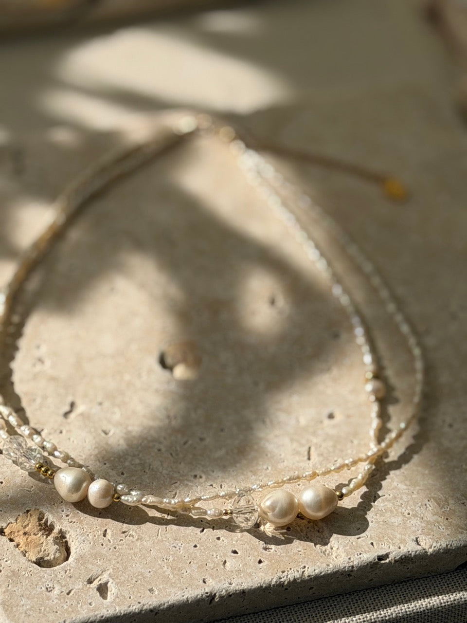 Crystal Doublé | Doppelte Süßwasserperlenkette mit Kristall