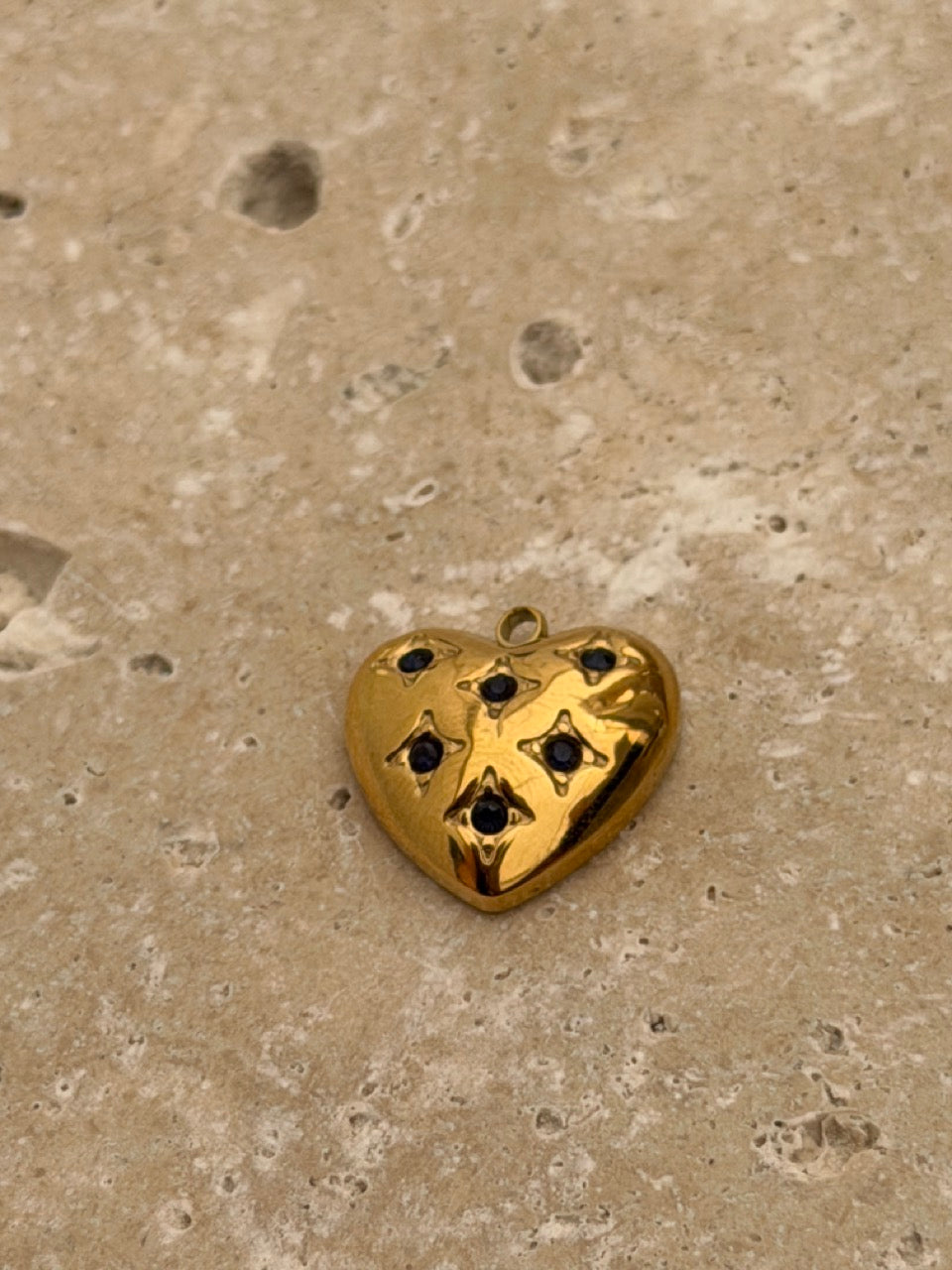 Dickes Herz-Charm mit Zirkonia | Edelstahl 18K vergoldet