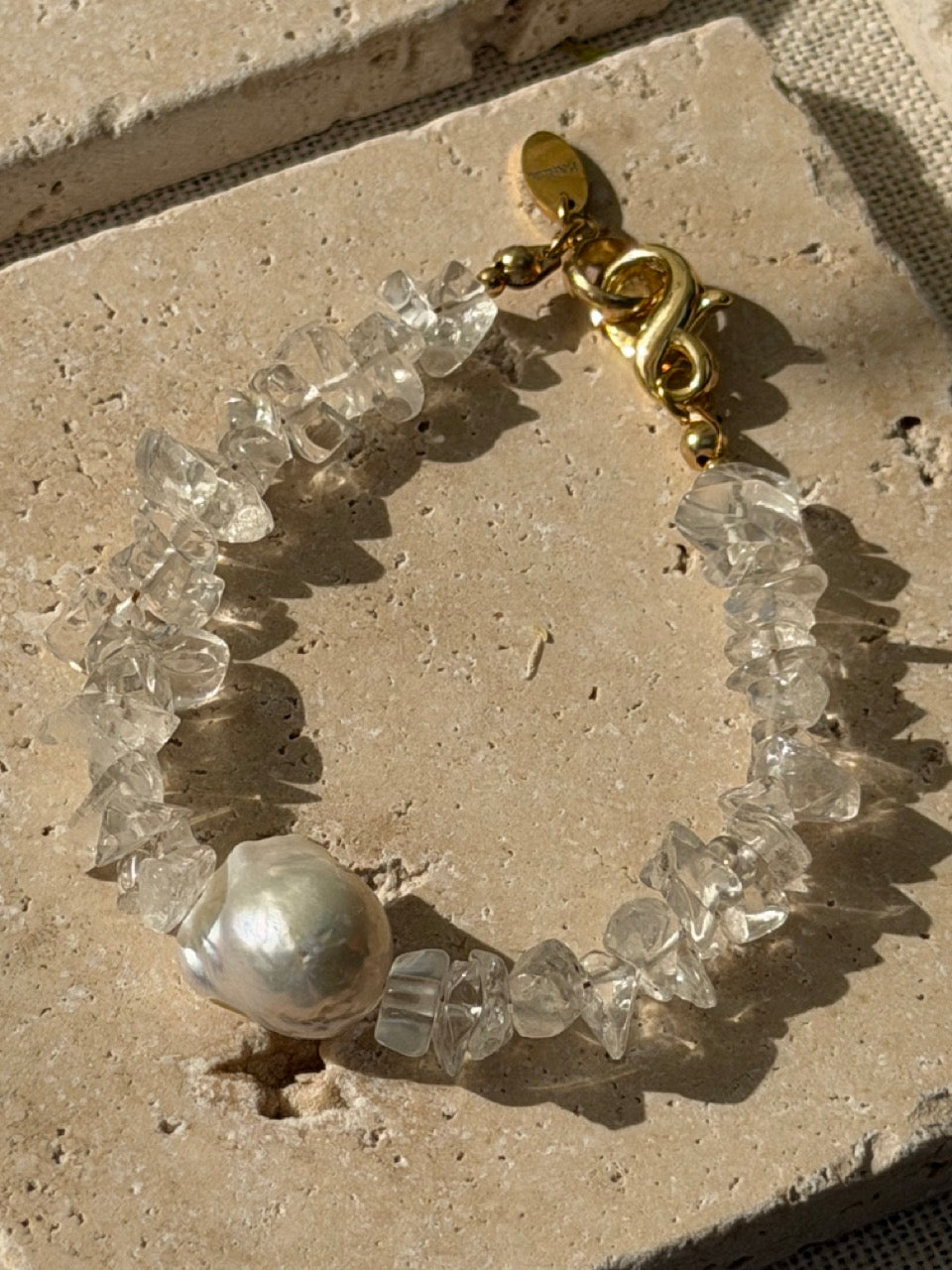 Crystally Armband | Bergkristall & Barock-Süßwasserperle