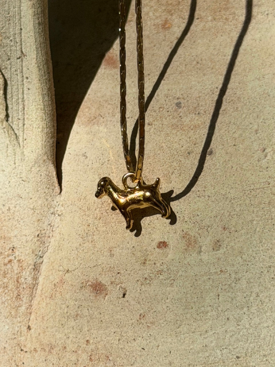 Hunde Anhänger – Kleiner Tier Charm | 18K Echtgold plattiert