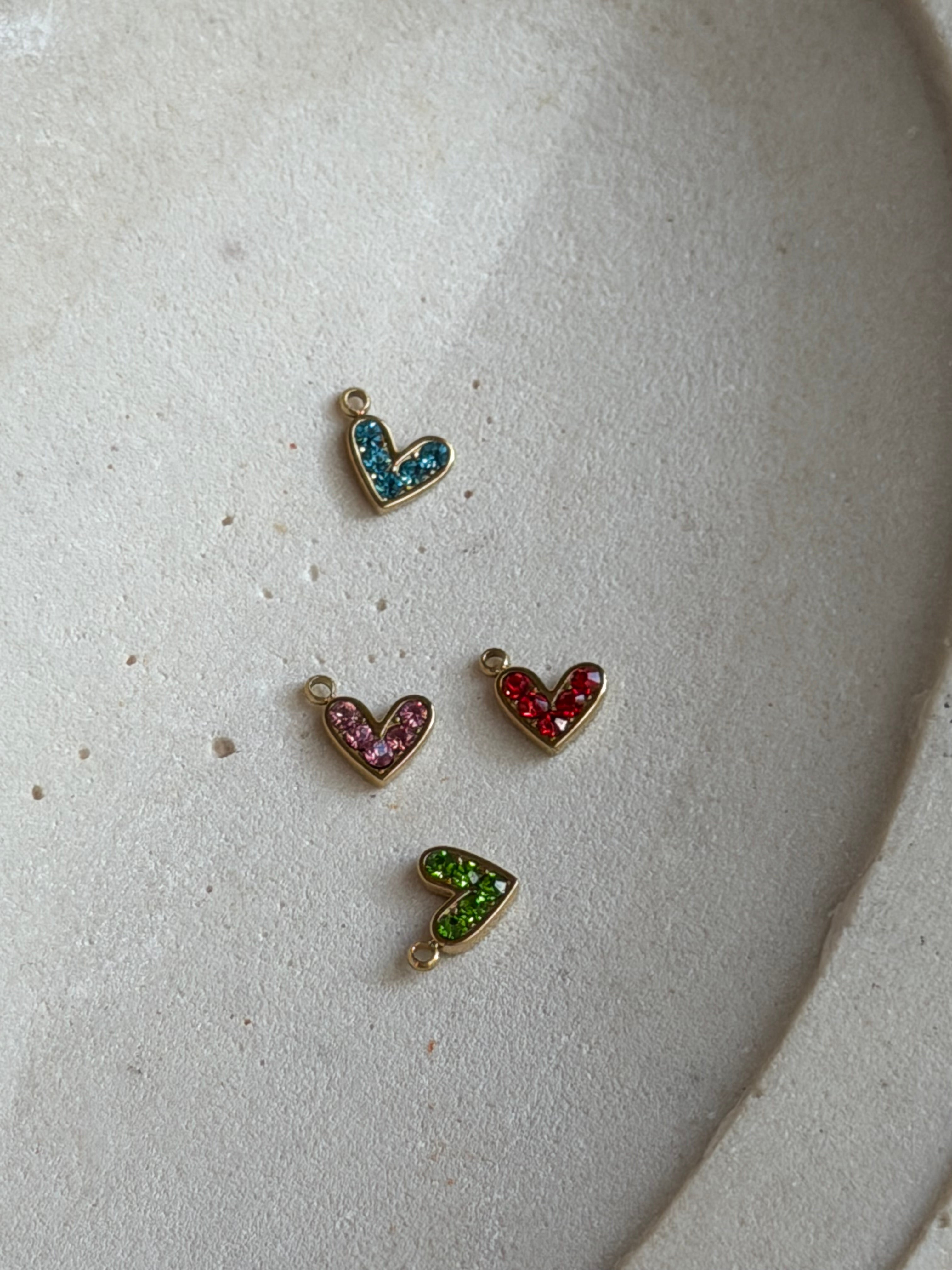 Mini Herz-Charm mit Zirkonia, weitere Ansicht