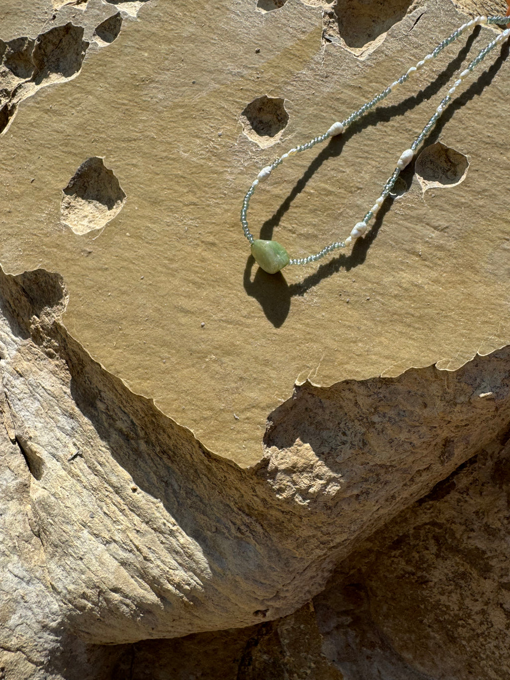 Aventurine Flow – Kette mit Aventurin, Süßwasserperlen & Glasperlen