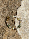 Tierra Suave Armband | Süßwasserperlen, Jade & Naturstein Mix