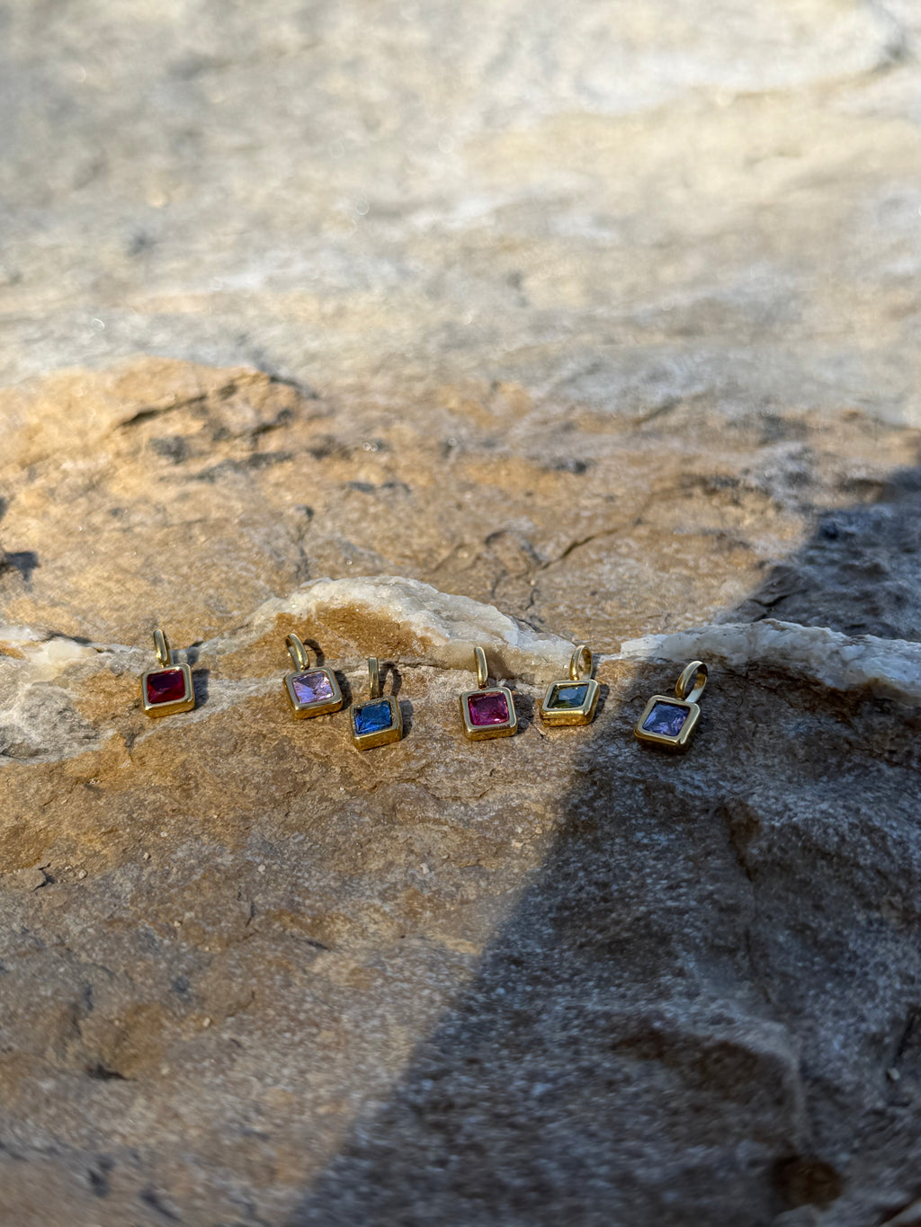Calor Esencial | Layering Kette mit Monatsstein & Muschelperlen