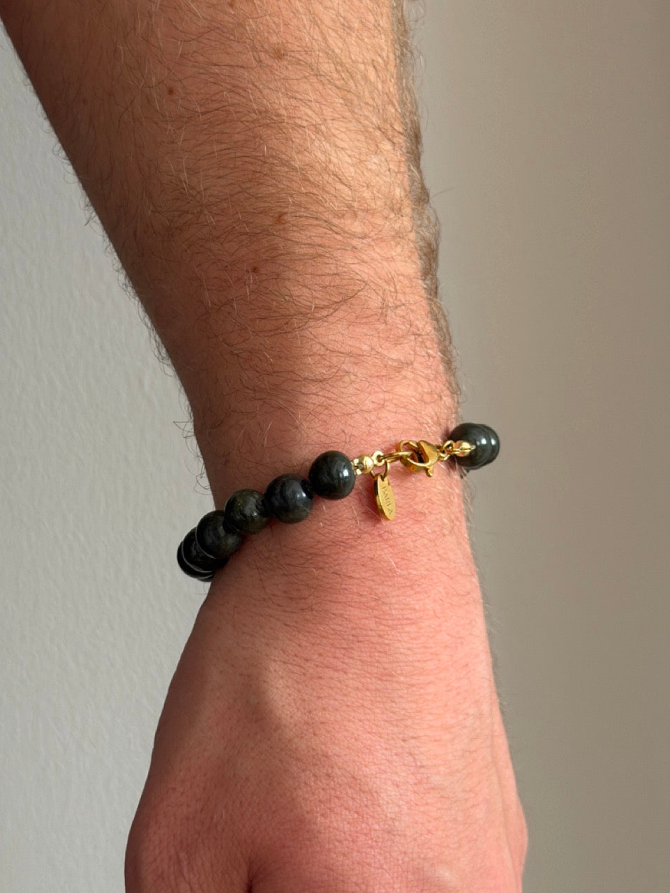 Jade Edelstein Armband „Verona“ – Unisex | 18K vergoldet