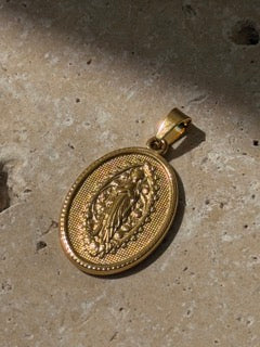 Maria von Guadalupe Amulett Gold – Großer Religiöser Anhänger | 18K vergoldet