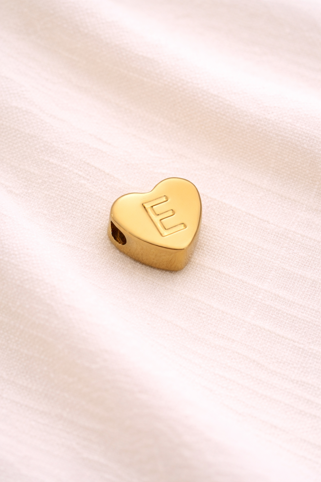 Herz-Buchstaben-Charm E | Edelstahl 18K vergoldet