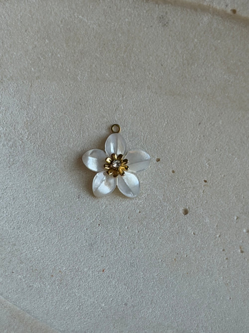 Naturmuschel Blumen Anhänger 