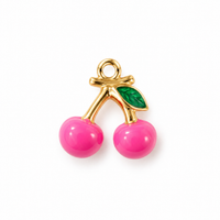 Kirschen-Charm Anhänger Gold – Kirschen mit pinker Emaille