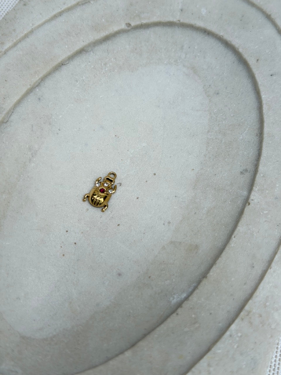 Skarabäus Anhänger Gold – Zirkonia Charm | 18K vergoldet