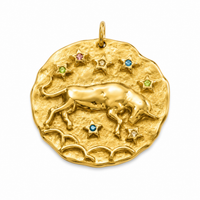 Sternzeichen Charm Gold – Zodiac Anhänger mit bunten Zirkonia | 18K vergoldet