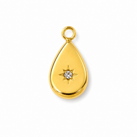 Tropfen Anhänger mit Sternenprägung – Vintage Charm | 18K vergoldet