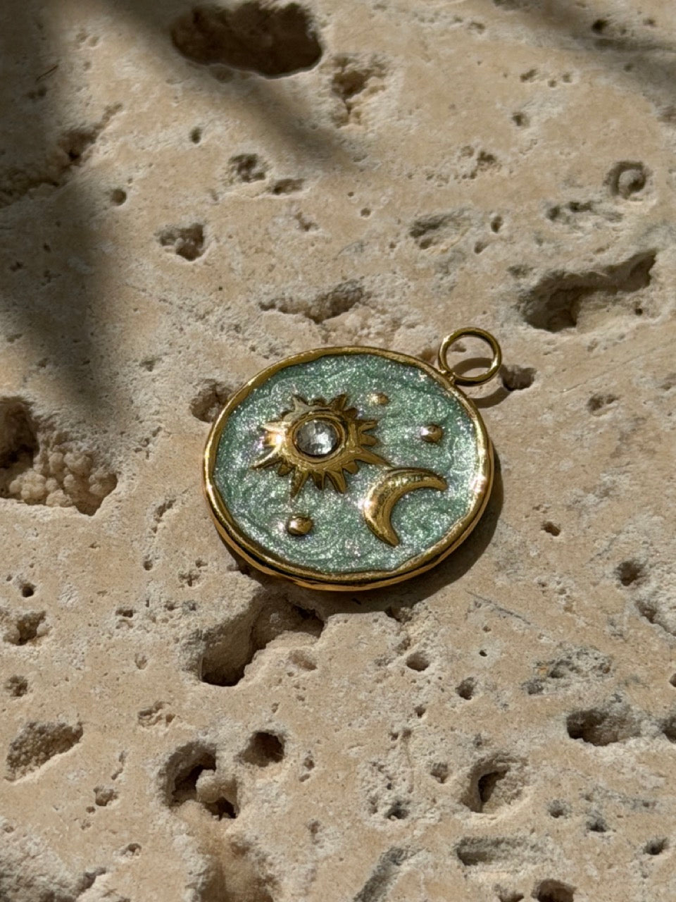 Edelstahl Charm Galaxis mit Sonne & Mond | 18K vergoldet