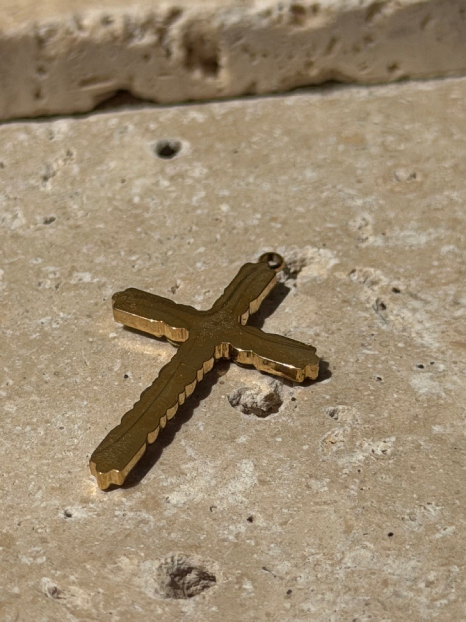 Großer Kreuz-Anhänger mit Zirkonia | Edelstahl 18K vergoldet (Kopie)