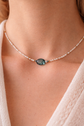 Süßwasserperlenkette Oceana Drop – Mit blauer Statement-Glasperle, Unikat