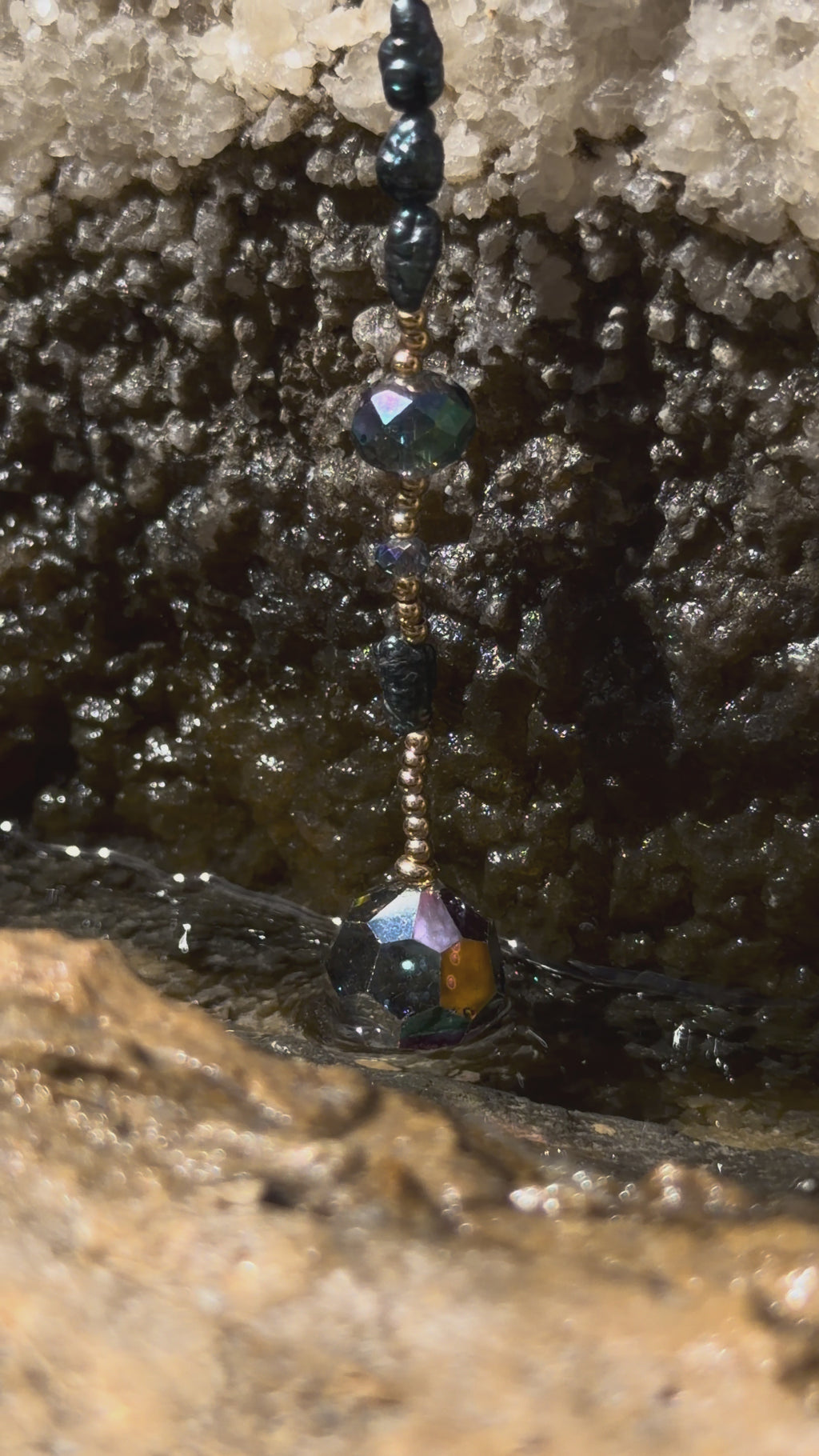 Ámbar Nocturna Kette | Peacock Süßwasserperlen & Kristall